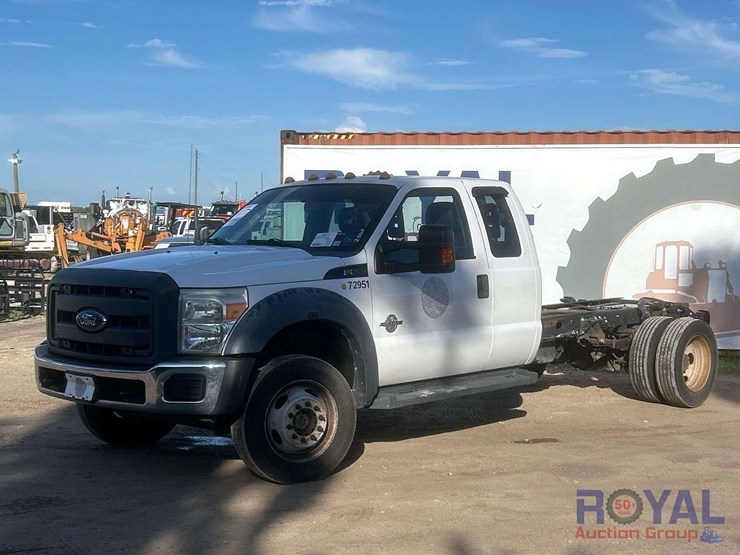 2016-ford-f550-image-1