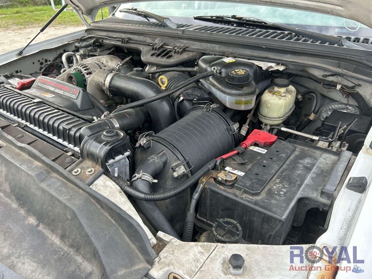 2006-ford-f550-image-9