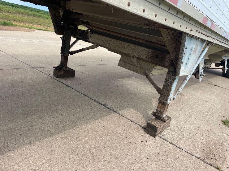 1993-wilson-grain-trailer-image-16