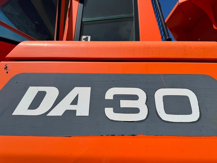 2014-doosan-da30-image-9