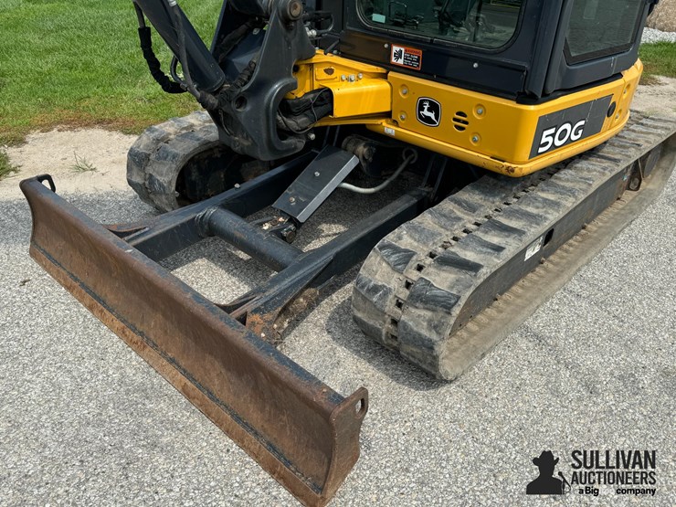 2019-deere-50g-image-13