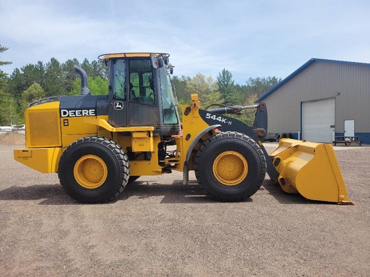 2017-deere-544kii-image-4