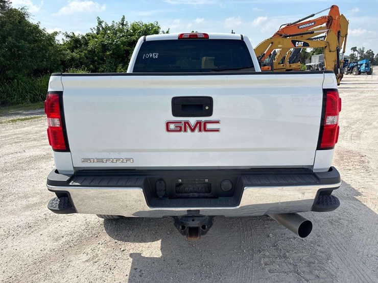 2018-gmc-sierra-2500-image-26