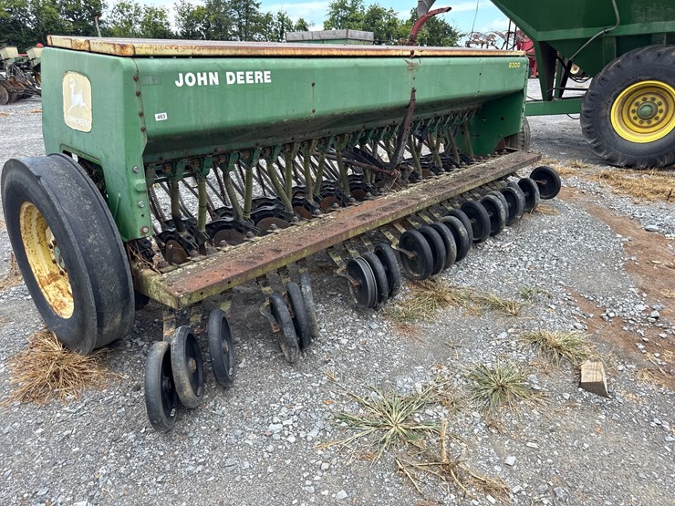 john-deere-8300-image-5