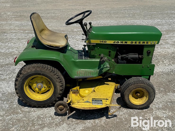 john-deere-140-image-4