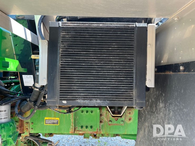 2019-john-deere-f4365-image-58