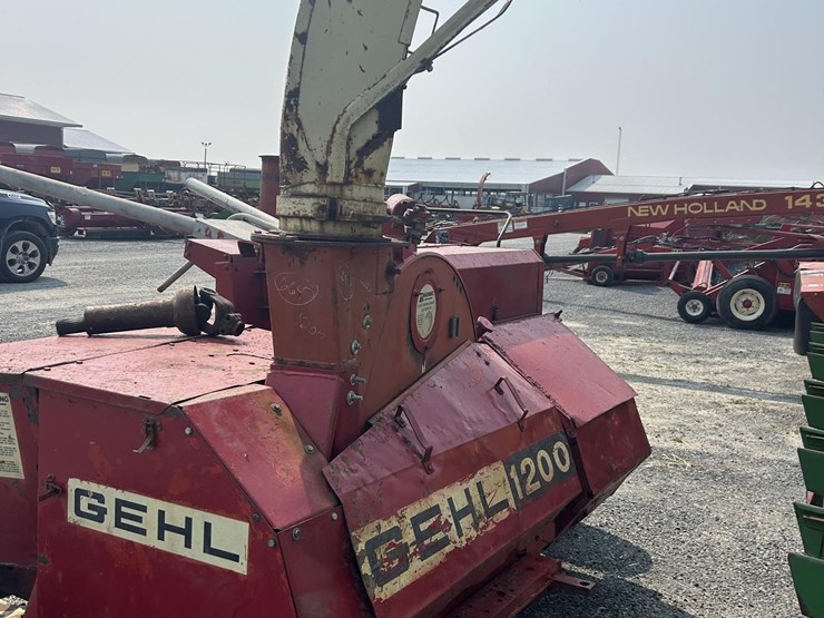 gehl-1200-image-3