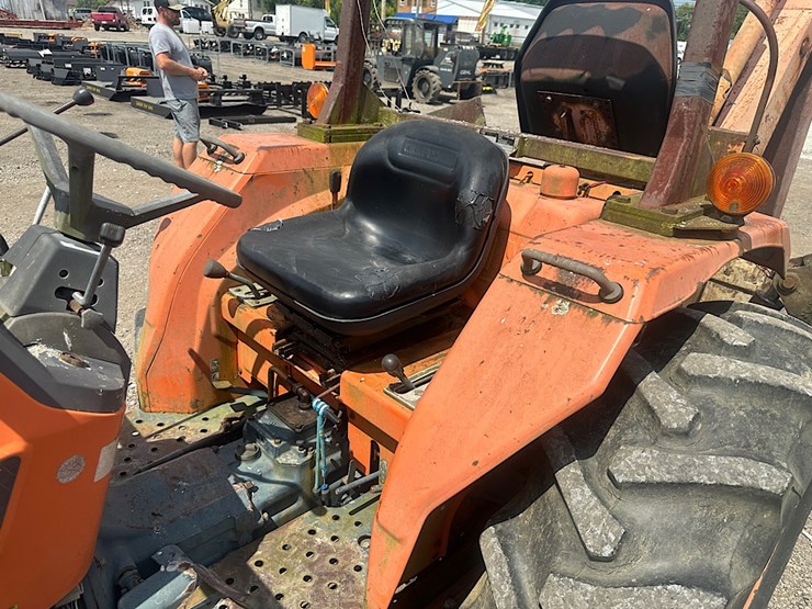 kubota-l3350-image-8