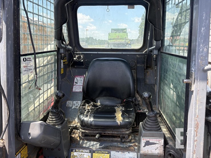 takeuchi-tl220-image-17