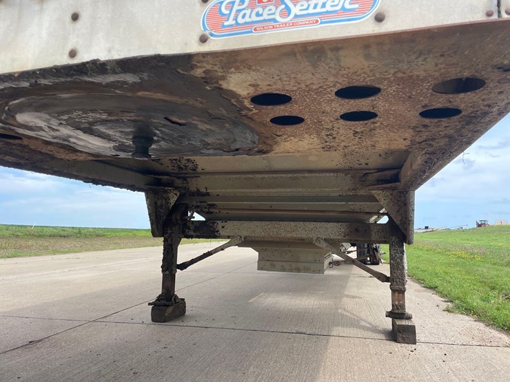 1993-wilson-grain-trailer-image-20