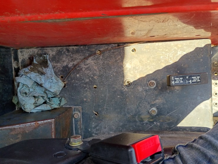 agco-allis-6690-image-27