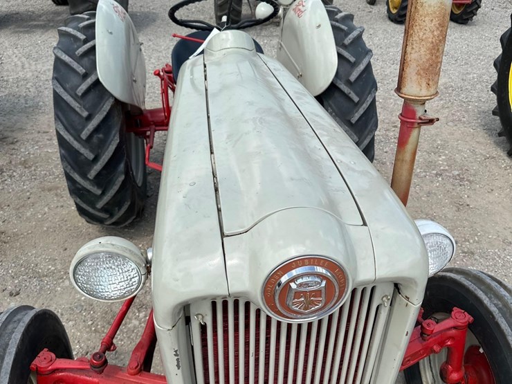 ford-8n-image-3