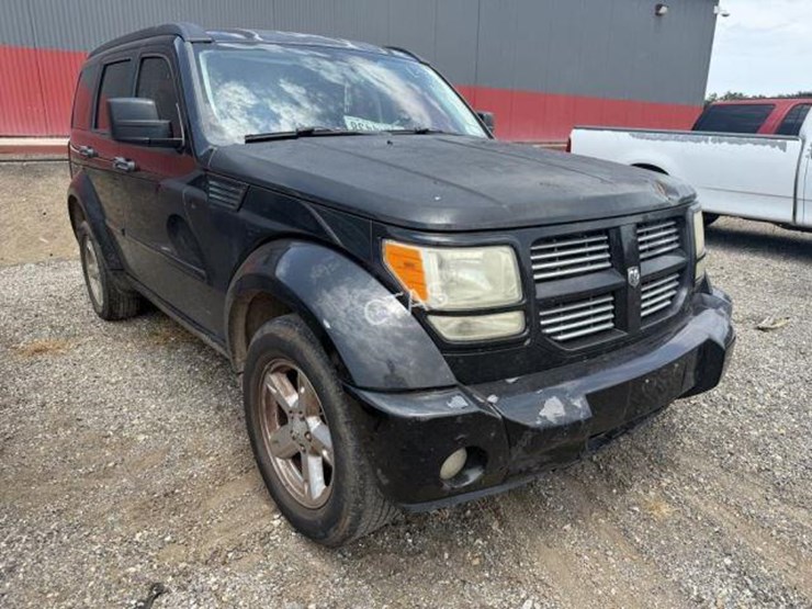 2011-dodge-nitro-image-3