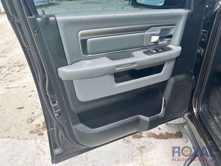 2017-dodge-ram-1500-image-7