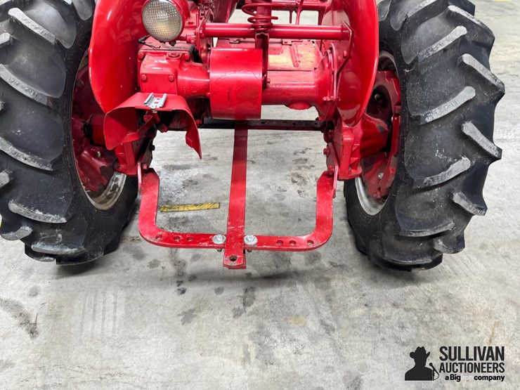 1940-mccormick-farmall-a-2wd-tractor-image-9
