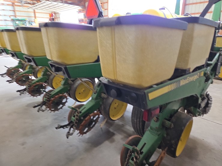 john-deere-7200-image-27