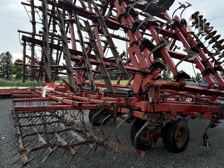 case-ih-4200-image-8
