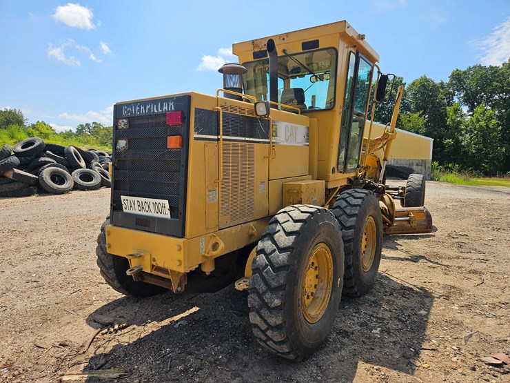 2002-caterpillar-12h-image-22
