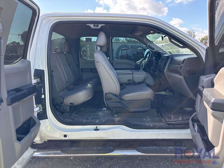 2020-ford-f250-image-22