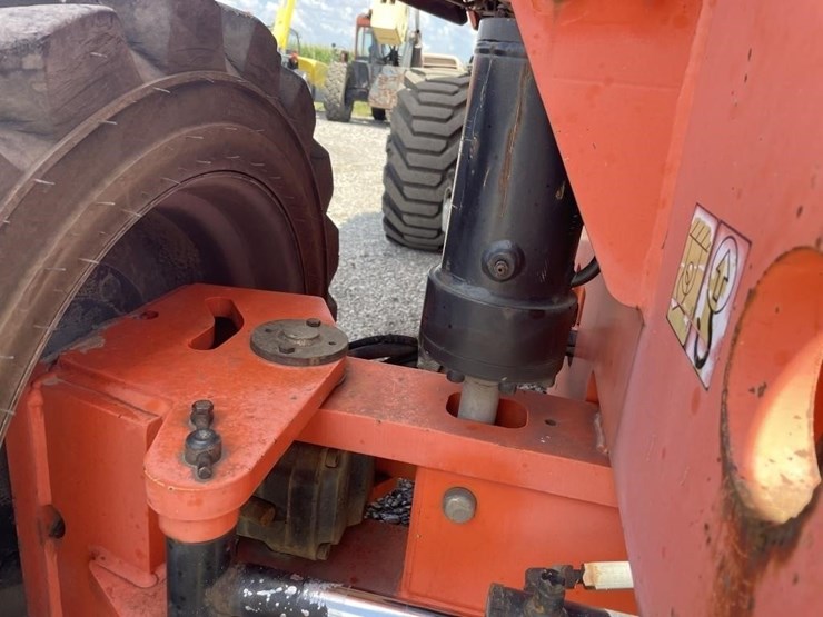 2003-jlg-800aj-image-36