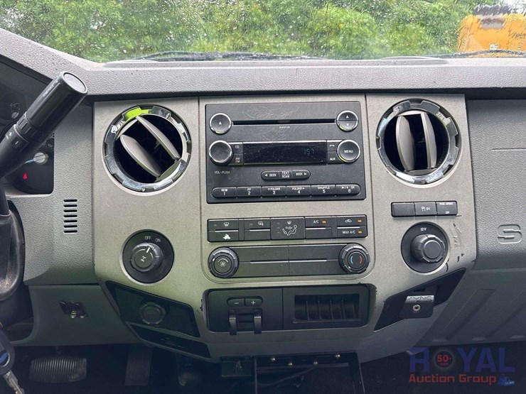 2013-ford-f250-image-15