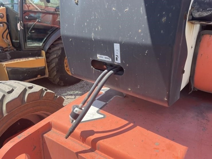 2003-jlg-800aj-image-16