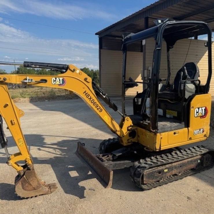 2021 CATERPILLAR 301.8