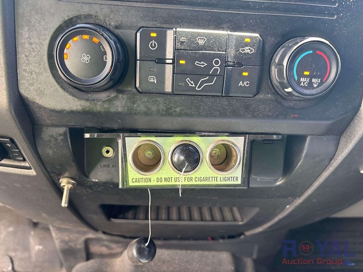 2017-ford-f550-image-16