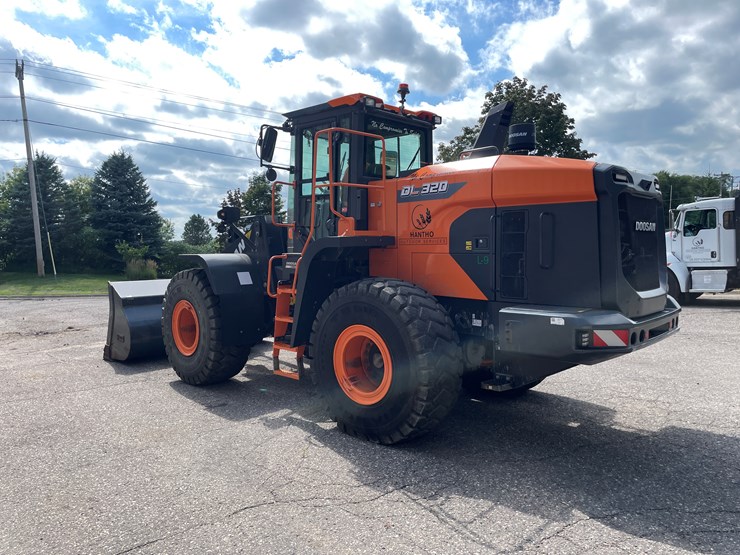 doosan-dl320-7-image-2