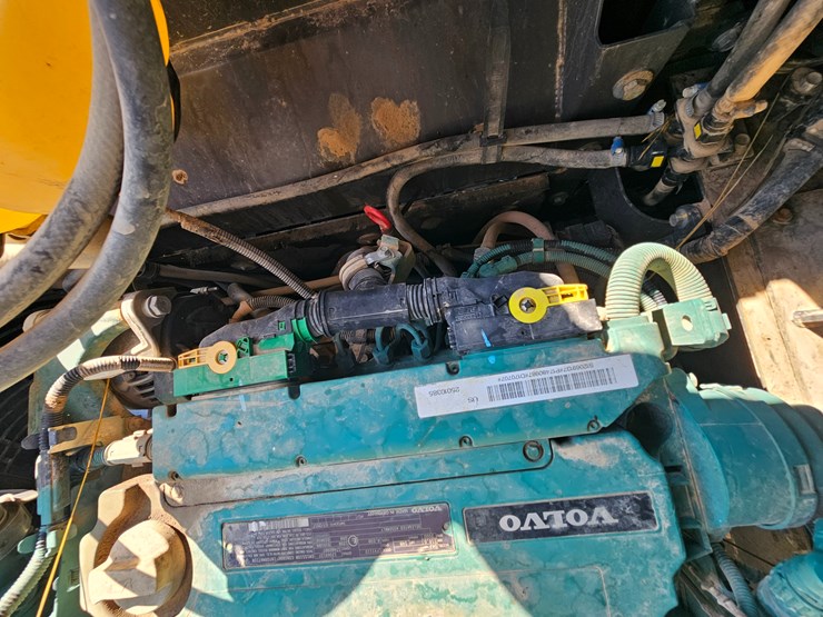 2018-volvo-ec160el-image-42