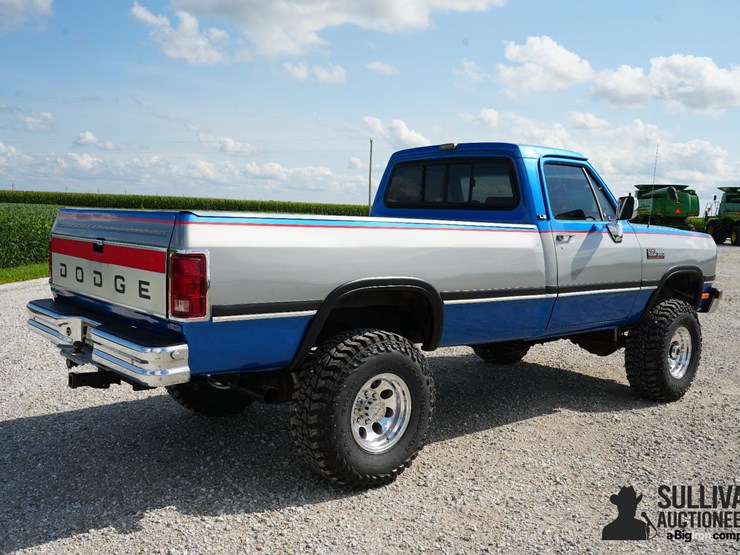 1993-dodge-w350-image-5
