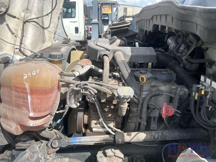 2014-international-durastar-4300-image-33
