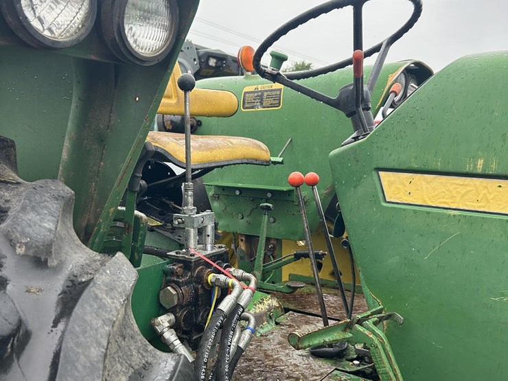 1980-john-deere-2940-image-4
