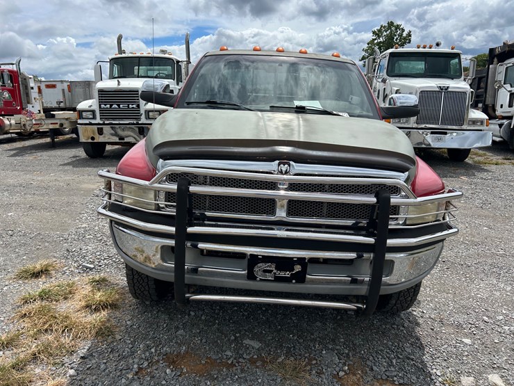 2002-dodge-ram-3500-image-5