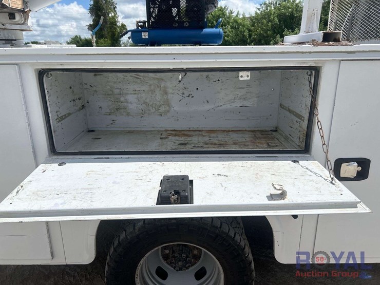 2019-ford-f350-image-32