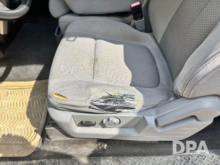 2012-ford-f150-xlt-image-71