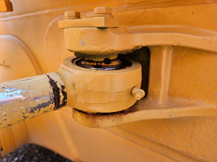 2018-komatsu-d37px-23-image-56