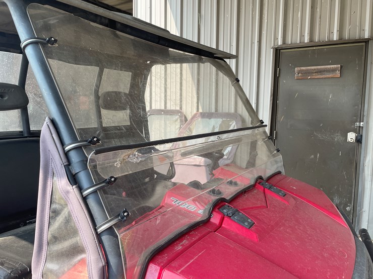 2011-polaris-ranger-image-16