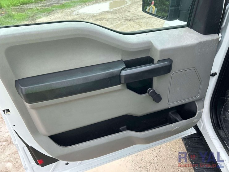 2018-ford-f150-image-12