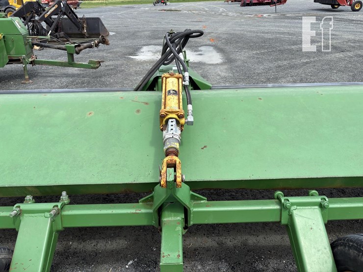 john-deere-27-image-8