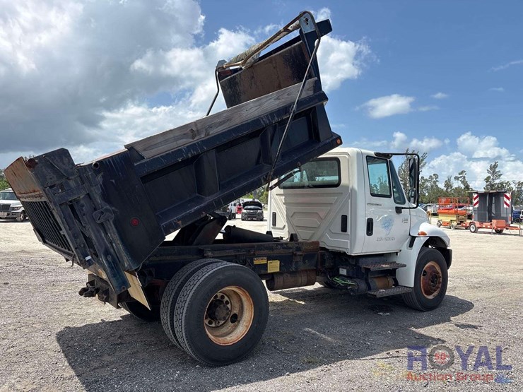 2005-international-durastar-4300-image-3