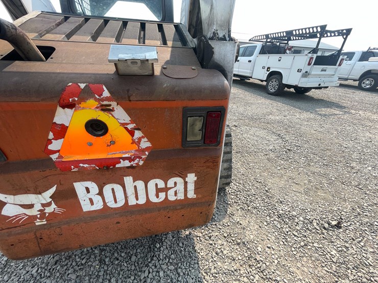 bobcat-t300-image-12