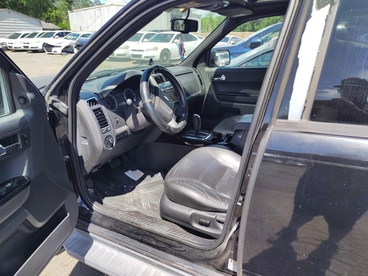 2008-ford-escape-image-5