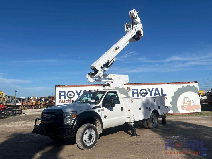 2013-ford-f550-image-1