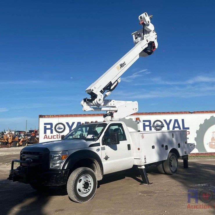 2013 FORD F550