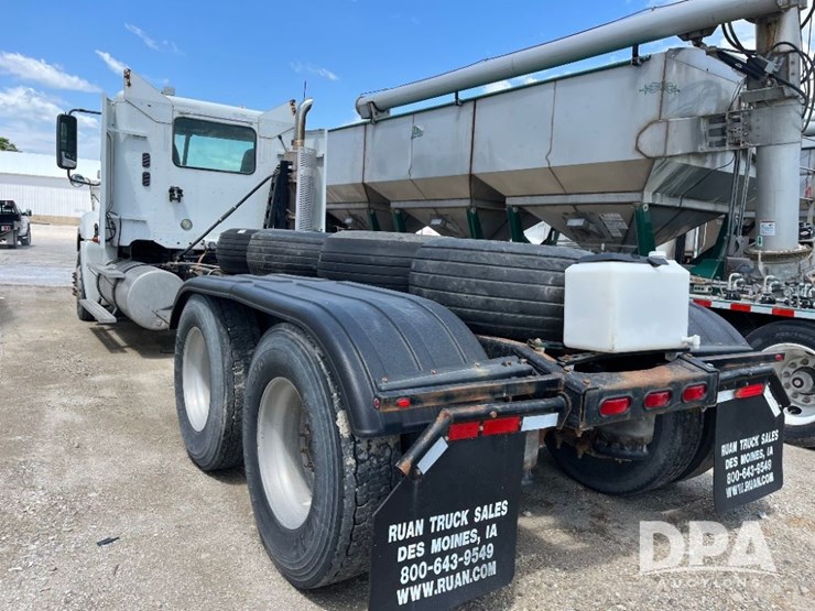 2009-freightliner-truck-(jn2397,-unit-277091)-image-9