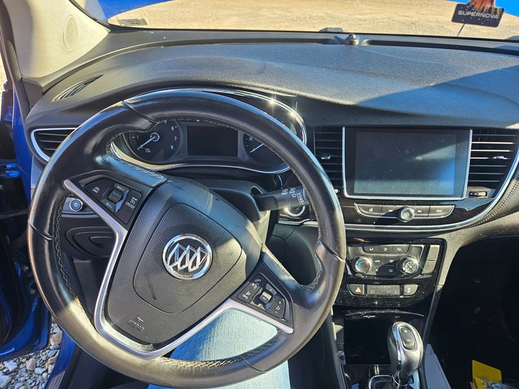 2017-buick-encore-image-31