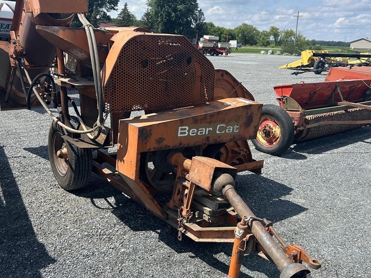 caterpillar-90-image-1