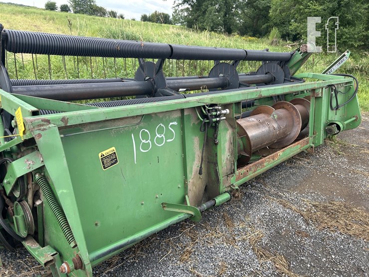 john-deere-16-image-3