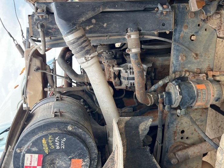 1995-ford-l8000-image-38